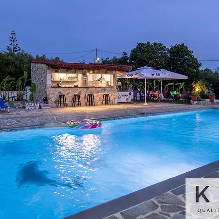 Jovanna Studios In The Nature With Pool! 莫斯塔 外观 照片