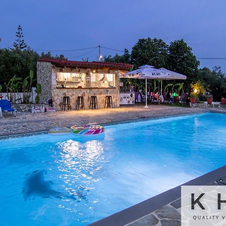 Jovanna Studios In The Nature With Pool! 莫斯塔 外观 照片